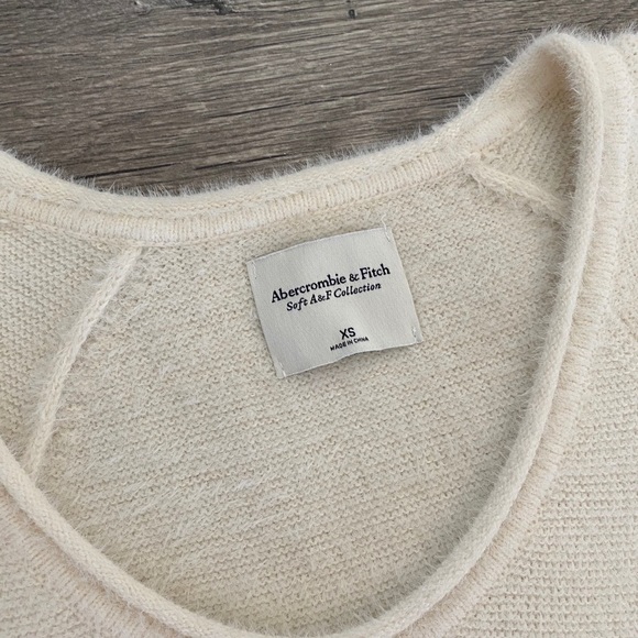 A+F Sweater - Picture 2 of 2